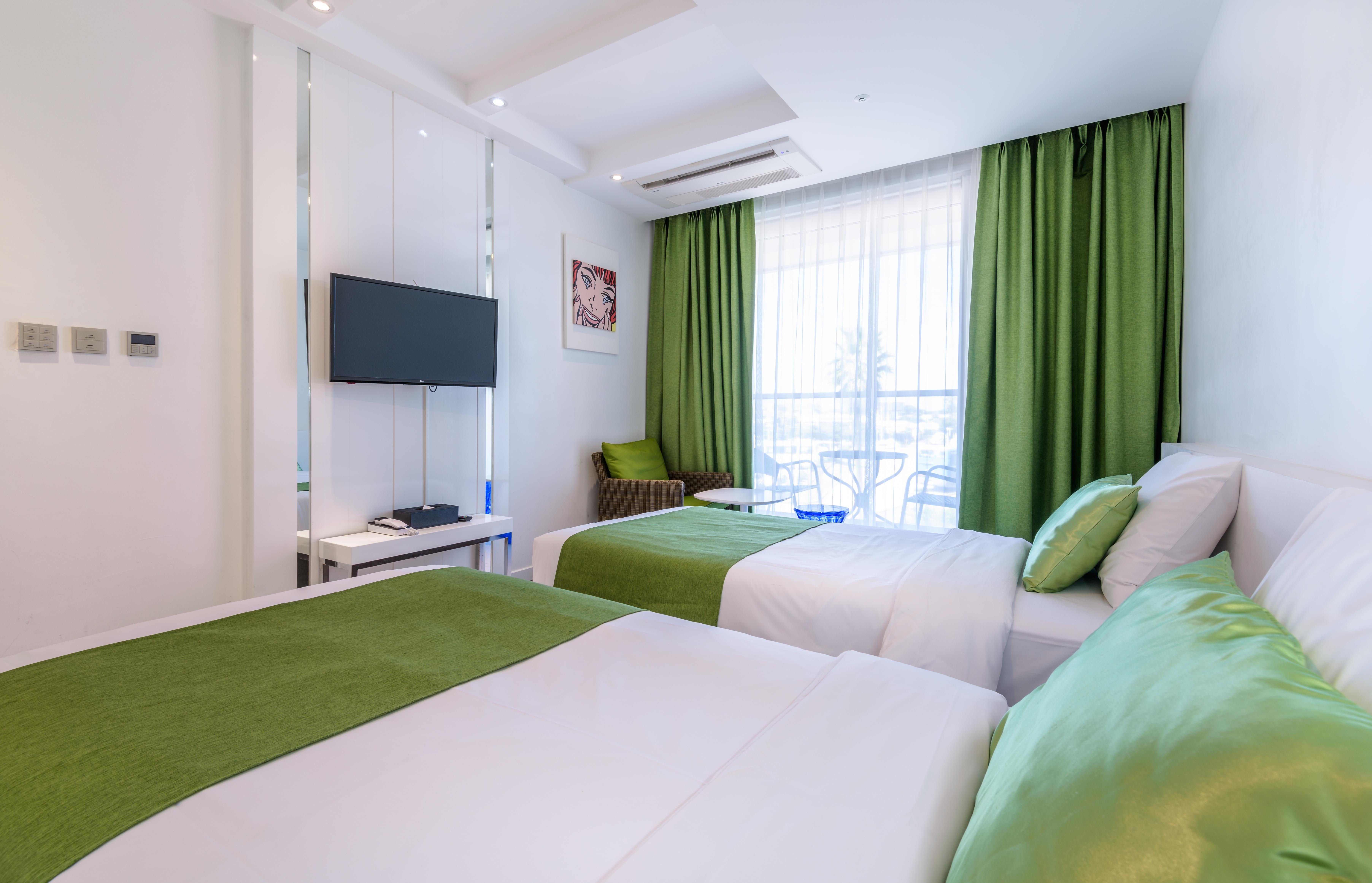 Aimi Jeju Beach Hotel Exterior photo